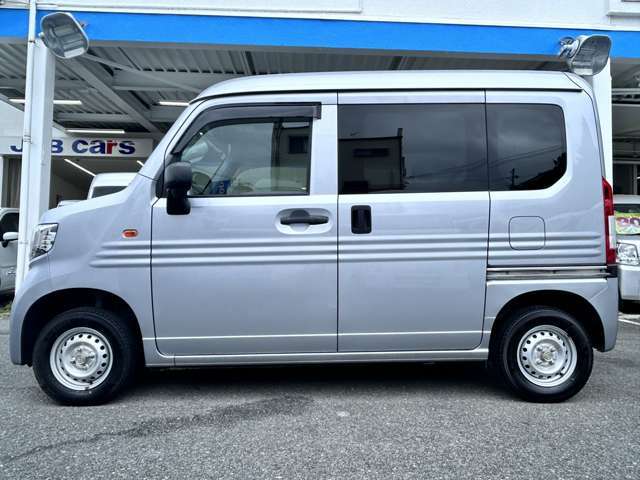 電車でご来店の際、最寄り駅はJR学研都市線星田駅又は　京阪私鉄線交野市駅　になります。　駅までスタッフがお迎えに参りますので到着致しましたら072-852-0300までお電話ください。HP　http：