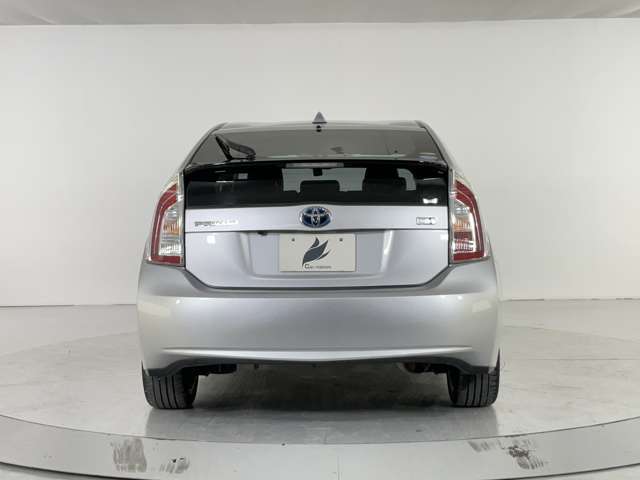 保証プランも充実！カーネーションあんしん保証なら最大333項目！最長3年！走行距離・修理回数・金額の上限なし！！ご遠方の方でもお住まいの地域のお近くの整備工場、ディーラーさんで保証を受けられます！！！