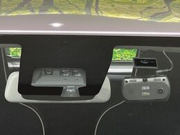 【スズキ　セーフティサポート】走行中に前方の車両等を認識し、衝突しそうな時は警報とブレーキで衝突回避と被害軽減をアシスト。より安全にドライブをお楽しみいただけます。