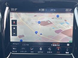 ●純正ナビ:一体感のあるナビは、高級感ある車内を演出してくれます。オーディオ機能も充実しておりますので、運転もより楽しめます♪
