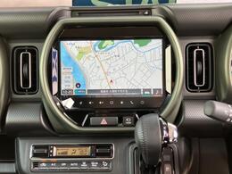 メーカー装着の9インチHDディスプレイナビを装着！大画面で高精細な液晶を使用しているので地図なども見やすくキレイ！