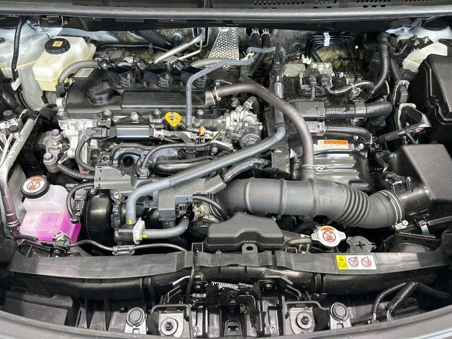 親切・丁寧な専門メカニックスタッフが応対！・車検・点検整備・事故等の修理などアフターサービスも安心。お車のカスタマイズもネクステージのサービススタッフまでご相談ください！
