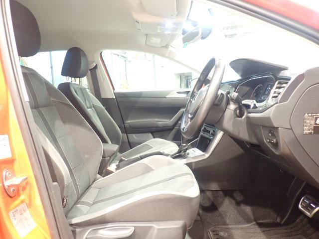 楽な姿勢で座ることが出来るので長時間の運転でも疲れにくいですし体もぶれにくいですよ。