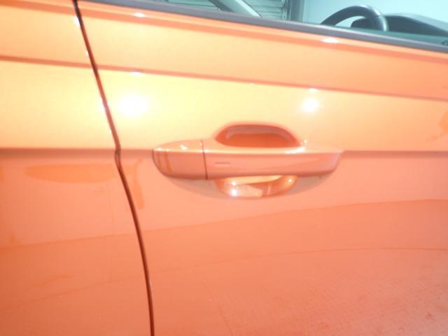 ”Keyless Access”によって、ドアハンドルに手をかけるだけでドアロックが解除できます！