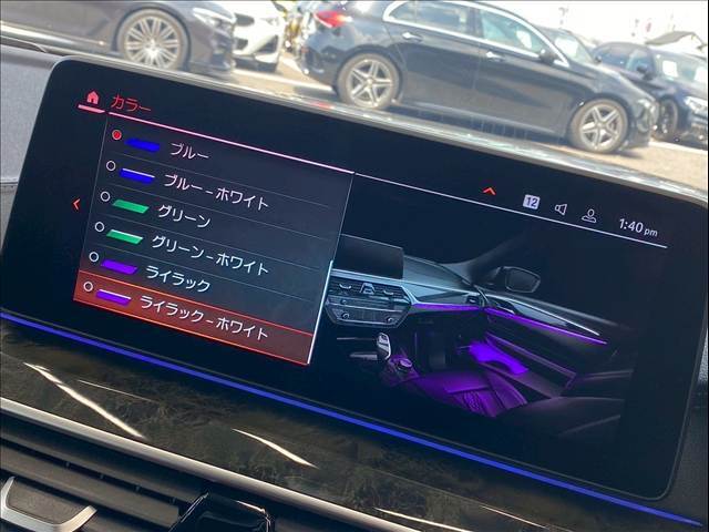 車内を豪華に彩ってくれるアンビエントライト装備♪