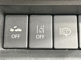 【スズキ　セーフティサポート】走行中に前方の車両等を認識し、衝突しそうな時は警報とブレーキで衝突回避と被害軽減をアシスト。より安全にドライブをお楽しみいただけます。