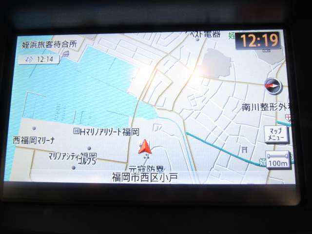 メモリーナビです。楽しいドライブにナビは欠かせませんよね。今まで行ったことの無いところに行ってみませんか？