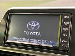 【メーカー純正ナ【純正ナビ】人気の純正ナビを装備ビ】インテリアに溶け込むスタイリッシュな「専用設計」メーカーナビを装備♪視認性や操作性など基本性能にも優れ、より上質なカーライフをお楽しみいただけます。