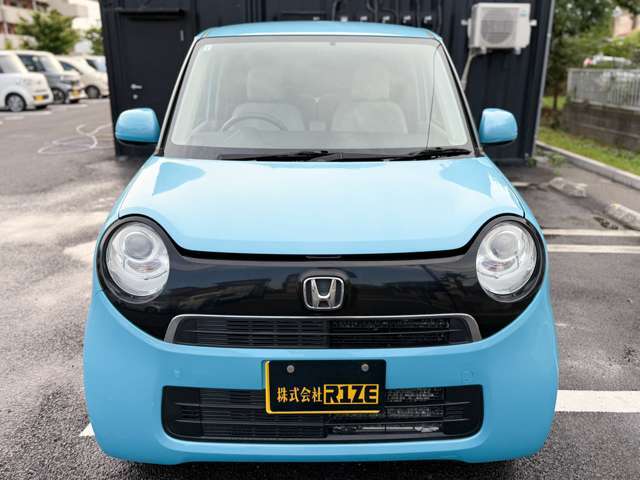 車内の臭いにもこだわってます！　車両の入庫チェックを行う担当者は非喫煙者を必ず配置し　タバコ臭　がない車両にこだわって販売をしております。臭いに関しても満足して頂ける高品質を維持しております！