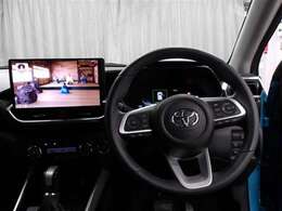 運転席に座ると☆こんな感じです♪