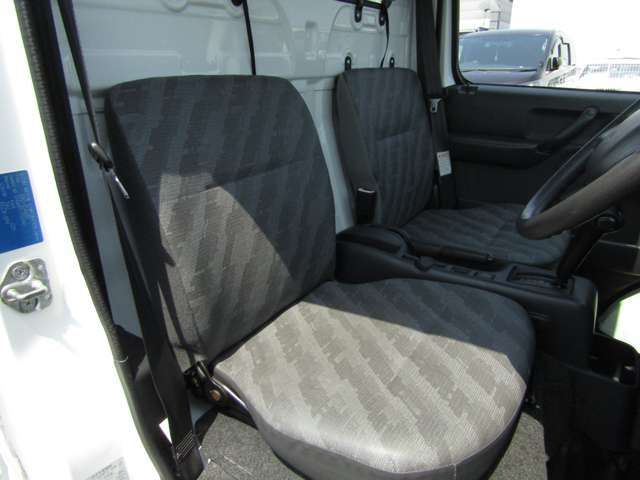 掲載車以外にもホームページに在庫多数御座います●検索キーワード●ロープライスカー●で検索！全車メーター管理システム採用●