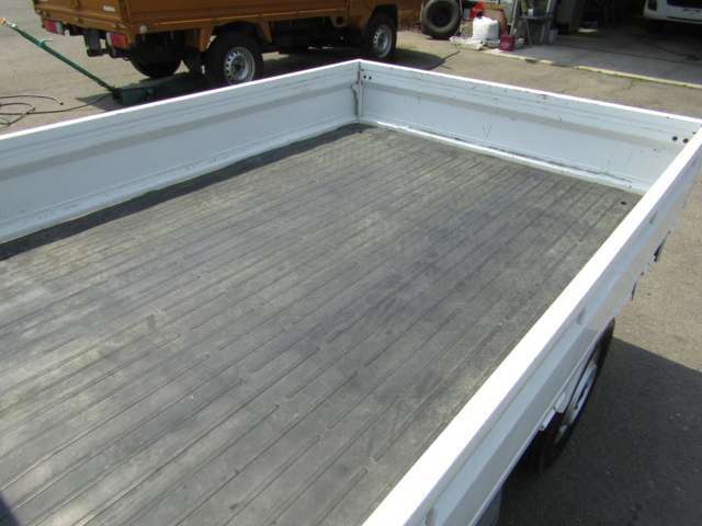 格安プランから自社保証プラン、3年長期保証プランなど保証内容も充実●当社スタッフがお客様に合った保証プランをご提供させて頂きます●ご遠方の方でもお近くの整備工場、ディーラーさんで保証を受けられます●