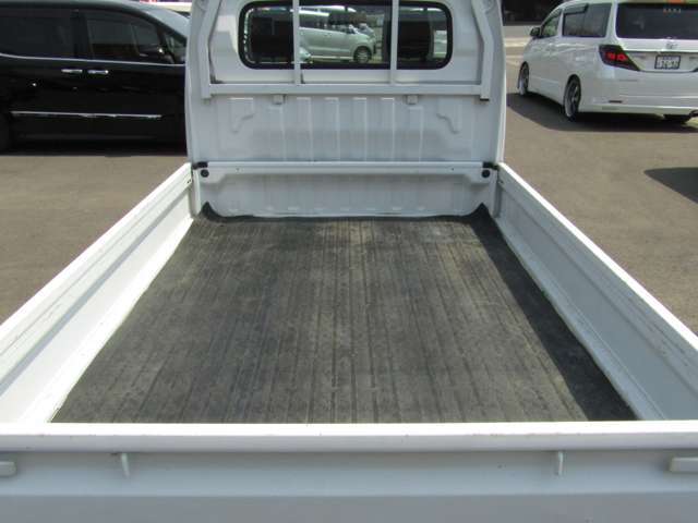 全国6店舗の営業所より在庫取り寄せも可能！グループ在庫約1，000台●もちろん全国ネット成約可能です●他店舗お引き渡しも可能ですよ●動画配信もOK●まずはお気軽にお問い合わせ下さいね●