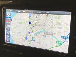 【7インチナビ】一体感のあるナビは、高級感ある車内を演出してくれます。Bluetooth再生などオーディオ機能も充実しておりますので、運転もより楽しめます♪