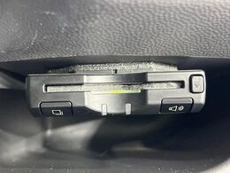 【ETC】高速道路の料金所をストレスなく通過！話題のスポットやサービスエリアに多い「スマートIC」利用時は必須のアイテムです。当店でセットアップを実施、ご納車当日からすぐにご利用いただけます！