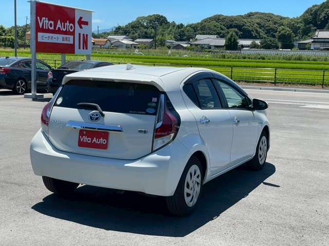 ★画像や動画を見ただけでお車の検討を進める事に抵抗がある方でも気軽に利用できるオンライン商談ならお車の検討はもちろん営業担当や店舗の様子も生中継でご覧いただけますので安心してお車をご検討頂けます。