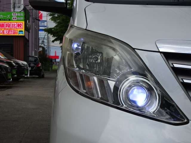 純正HIDが装備されております☆
