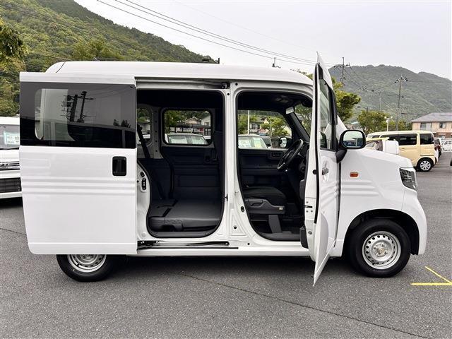 クルマ選びは車のテーマパークバギーで♪この時期にお買い得な1台を是非♪お客様のお車をプロの見立てでより良い1台をプロデュースします！是非一度お店に遊びに来てください☆