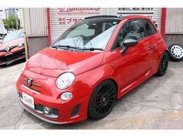 外装に目立つ傷や凹みはありません！鮮やかなレッドを保つためにもコーティングはお薦めです！