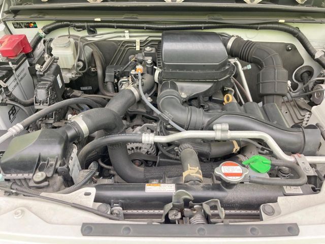 親切・丁寧な専門メカニックスタッフが応対！・車検・点検整備・事故等の修理などアフターサービスも安心。お車のカスタマイズもネクステージのサービススタッフまでご相談ください！