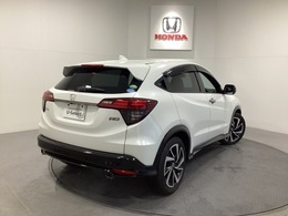 【Honda認定中古車 U-Select】　は3つの安心をお約束します。　1　Hondaのプロが整備した安心。 2　第三者機関がチェックした安心。　3　購入後もHondaが保証する安心。