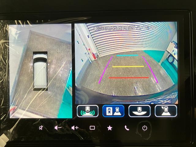 【全方位モニター】　4つのカメラで映像を映し出します。発進時、後退時も周囲の安全を確認し、サポートします＾＾