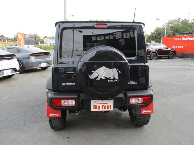 オートローンは金利3.9％～、最長120回までご利用いただけます。店頭にご来店いただかなくてもローンシミュレーションから仮審査まで可能ですので遠方のお客様もお気軽にご相談ください。