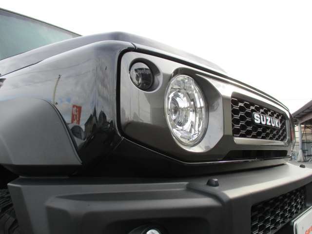 (検対応リフトアップ)(検対応マフラー)社外サイドステップ　マッドガード　ETC　社外7型ワイドナビTV地デジBカメラBluetooth　シートヒーター　純正LEDライト　クルコン　OPフロントグリル　スズキセーフティー