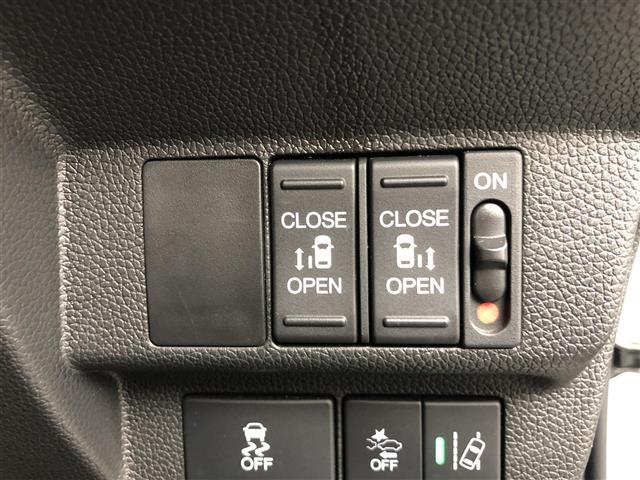 【運転席操作部】快適なドライブを楽しむための機能が装備されています！運転席から触れるので、使いやすいです！除菌プランいれていただくと、さらに清潔で安心していただけます！