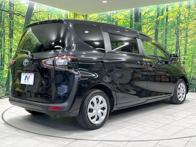 ☆全国のネクステージからお取り寄せが可能※！遠方の店舗に展示してあるクルマが気になる場合も、最寄りの店舗でご覧いただくことが可能です！是非私たちに要望をお聞かせください！※別途費用