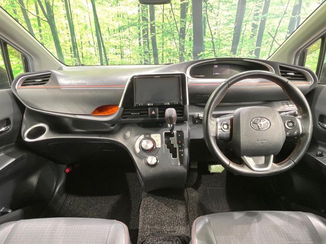 グループ総在庫数約30，000台！！全国の系列店からメーカー・車種問わずご紹介出来るので、あなたにピッタリのお車が見つかるはずです♪まずはお問い合わせ下さい☆