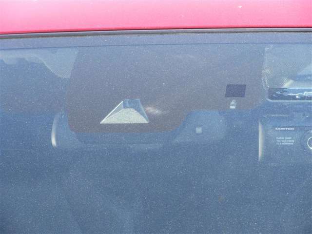 衝突被害の軽減をサポートする機能です。機能には限界があり、いかなる場合も衝突事故等を回避するものではございません。機能を過信せず、常に安全運転を心掛けてください。詳しくは店舗スタッフまで！