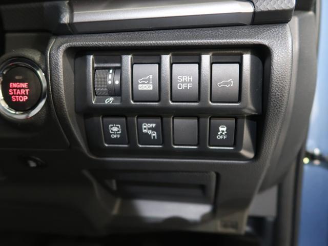運転席側に操作しやすいスイッチ類がございます。