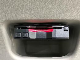 【ETC】高速道路の料金所をストレスなく通過！話題のスポットやサービスエリアに多い「スマートIC」利用時は必須のアイテムです。当店でセットアップを実施、ご納車当日からすぐにご利用いただけます！