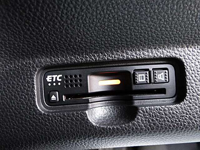 ETCを装備していますので高速道路の出入りはノンストップでOKです