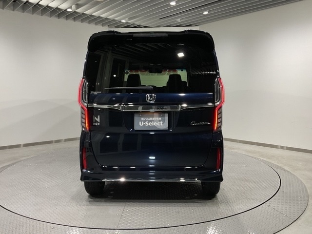 車両状態証明書付き車両です。車両状態を検査員が評価をし、結果を点数で表示しております。1台1台プロの目で事細かにチェックしている車両ですので、ご安心してお買い求めしていだけます。