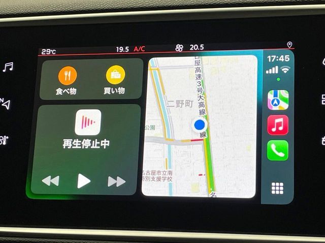 ●Apple　Car　Play：スマホとの有線接続で、ナビ・オーディオ再生などスマホのアプリ機能が画面でも使える便利機能です！