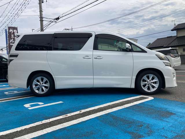 この度は当店のお車をご覧になっていただき、誠にありがとうございます。じっくり現車確認して頂けるよう、ご準備を致します！