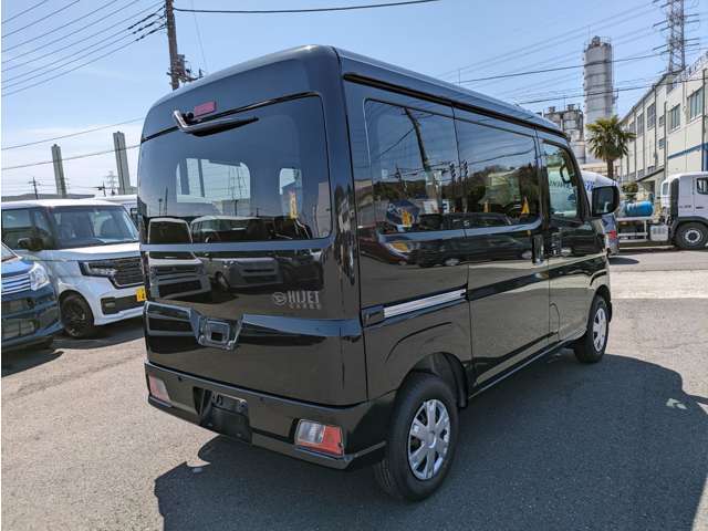 車両をご掲載にあたって車両写真でお車の状態が全て伝わるように意識しております！内外装の傷や汚れは全て確認して撮影しております。内装の匂いなど写真でわからないことは直接お電話などでお伝えくださいませ！