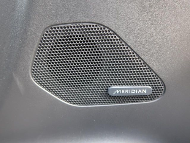【MERIDIANデジタルサウンドシステム】コンサートのような臨場感溢れる音響空間を実現します。MERIDIANは英国のプレミアムオーディオブランドです。どうぞ店頭にてご体感ください。