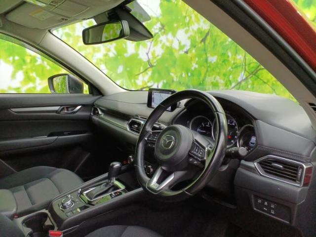 「この車の写真をもっと見たい」「状態が気になる」「この装備はついている？」どんな小さな疑問でもお気軽にお問い合わせください！