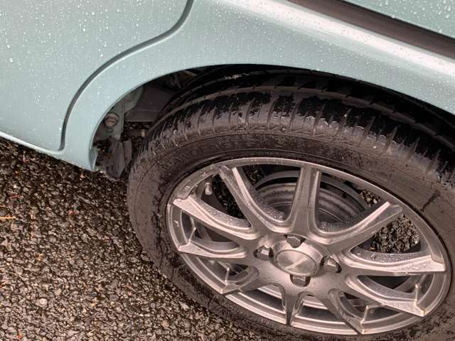 リヤタイヤです。