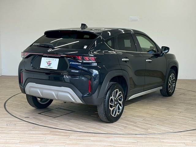 当店お薦めのボディガラスコーティングはいかがでしょうか？中古車の輝きを取り戻す、ボディーガラスコーティングです。スタッフもお薦めのオプションになります。