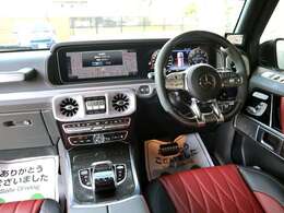 ◆HDDナビゲーション/地デジ ◆360度カメラ ◆パークトロニック ◆キーレスゴー ◆Burmesterサウンドシステム ◆IWC INGENIEURデザインアナログ時計