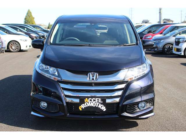 全国対応2年保証付　車検整備付　衝突軽減ブレーキ　ナビTV　バックモニター　両側パワースライドドア　ハーフレザー　オットマン　パワーシート　Bluetooth接続　純正アルミホイール　ETC　スマートキー