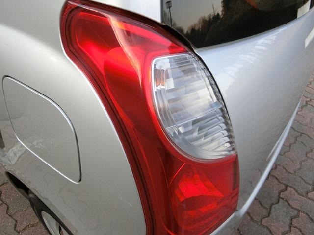 走行、内外装、装備等に関して記載しておりますがあくまで出品時の状態であり出品者の主観です。特に気にならない点、気が付かない点等の記載漏れもある場合がございます。現車確認にて判断をお願いします。