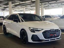 「Audi認定中古車延長保証」もご用意しております。有償にてさらに1年延長することの出来る制度です。詳しくは販売店スタッフまでお気軽にお問い合わせください