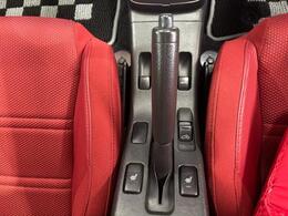 任意保険は是非弊社で！修理工場と保険の窓口が同じなので万が一の時もお車をお持ちいただくだけで大丈夫です！弊社スタッフまでお気軽にご相談ください。