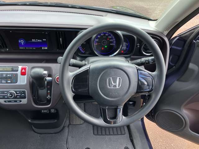 中古車の出逢いは一瞬！一人が気になっているお車はきっと皆様もきになっているはず！！中古車は同じお車が2台と存在しません！！早い者勝ちのスピード勝負！さぁ今すぐお店にお電話を！