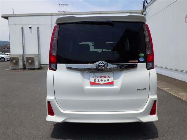 トヨタ認定中古車保証付！（1年間、距離無制限　HV車はHV保証付）　別途延長保証もご用意しております♪　ぜひ現車を確認にご来店ください